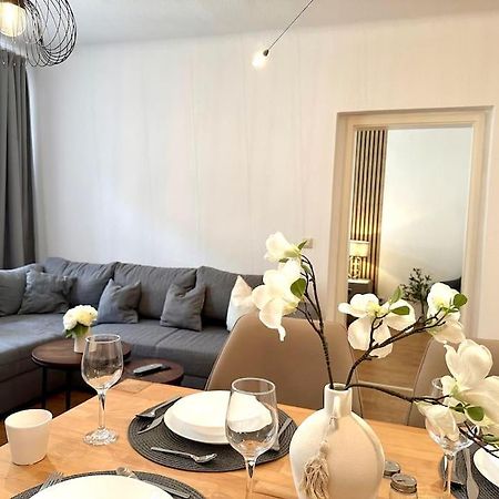Modern Eingerichtete Wohnung Im Stadtzentrum Zittau Kostenloser Parkplatz Εξωτερικό φωτογραφία