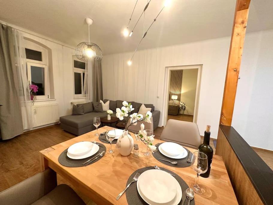Modern Eingerichtete Wohnung Im Stadtzentrum Zittau Kostenloser Parkplatz Εξωτερικό φωτογραφία
