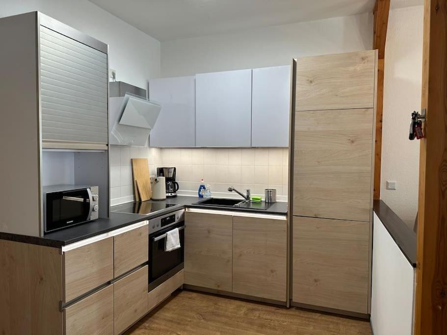 Modern Eingerichtete Wohnung Im Stadtzentrum Zittau Kostenloser Parkplatz Εξωτερικό φωτογραφία