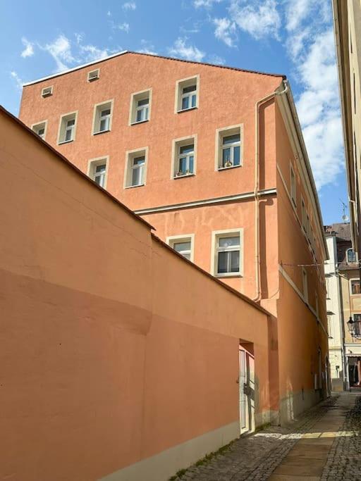 Modern Eingerichtete Wohnung Im Stadtzentrum Zittau Kostenloser Parkplatz Εξωτερικό φωτογραφία